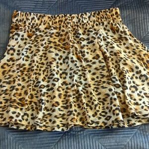 Magazine cheetah print skirt, XL
